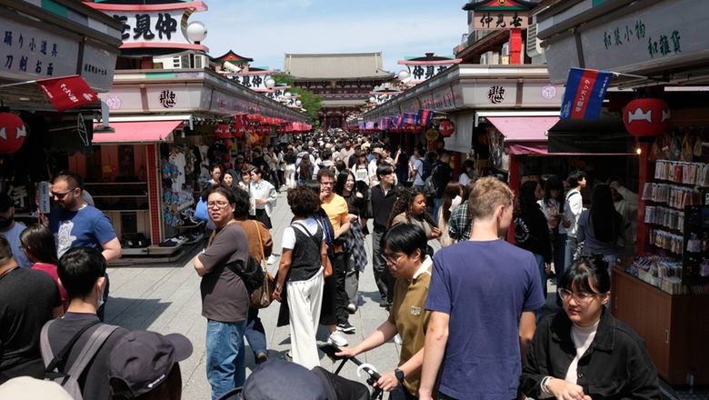 Shinjuku Ward is proposing to ban short-term rentals in residential areas and near schools.