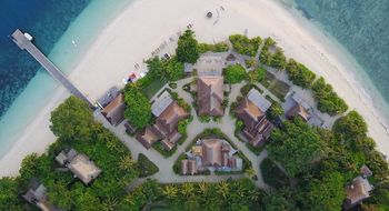 Nikoi Private Island.
