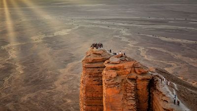 Edge of the World, a natural landmark and popular tourist destination near Riyadh, Saudi Arabia.