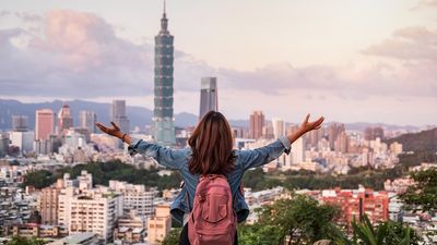 The new Taiwan Arrival Card must be completed within 72 hours of arrival.