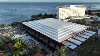 Bali’s new international hospital complex is on schedule to open in Sanur in the fourth quarter this year.