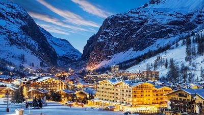 French ski resorts face closure during general strike.