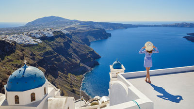 Tourists come back, says Santorini as quake fears ease