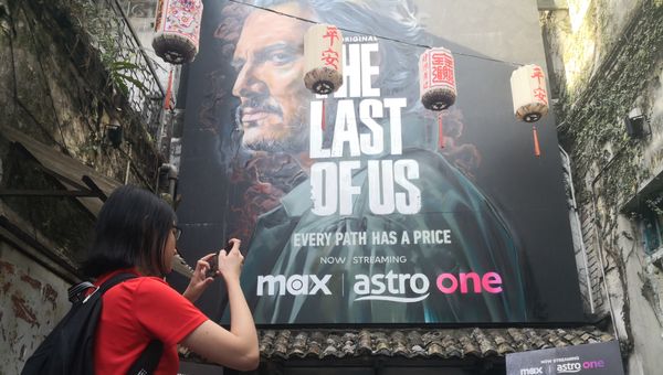 Contemporary themed installations like those from the hit Netflix series The Last of Us, in Kuala Lumpur’s older quarters.
