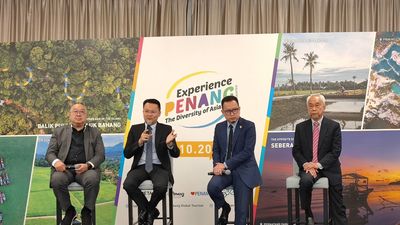 Malaysian Association of Hotels' Khoo Boo Lim, Penang State EXCO for Tourism & Creative Economy's Yeoh Soon Hin, Penang Global Tourism's Ooi Chok Yan and Malaysian Chinese Tourism Association's Albert Tan laid out plans to revitalise Penang’s tourism sector.