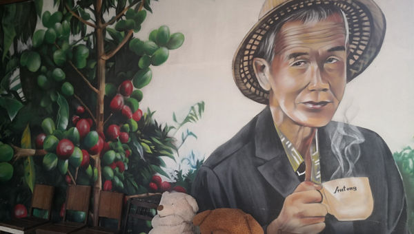 The Auntong Coffee Mill was established in 1933.