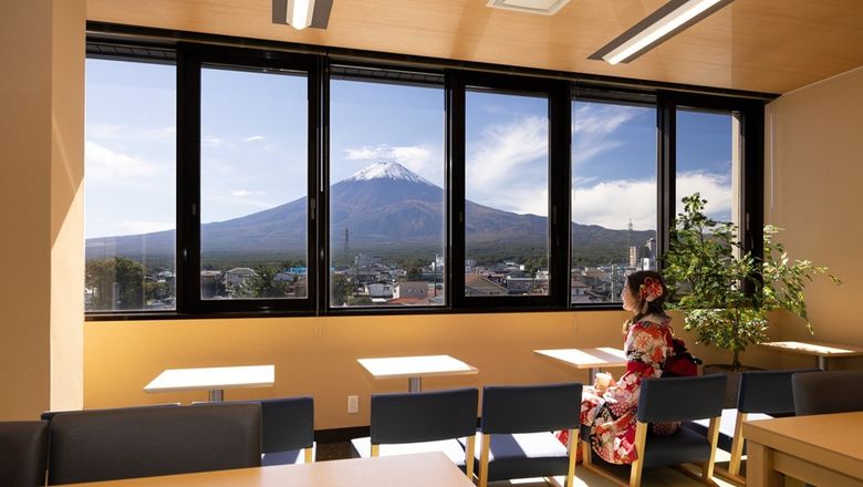 Tourist Base Kawaguchiko allows visitors to capture memorable photographs with Mount Fuji in the foreground.