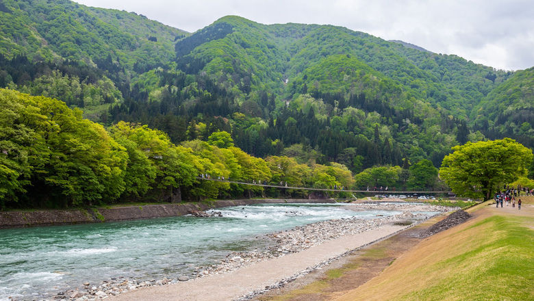 The 35-year-old Chinese woman and her 41-year-old Japanese husband were swept away by the strong river currents after a heavy rainfall in Gifu, Japan.