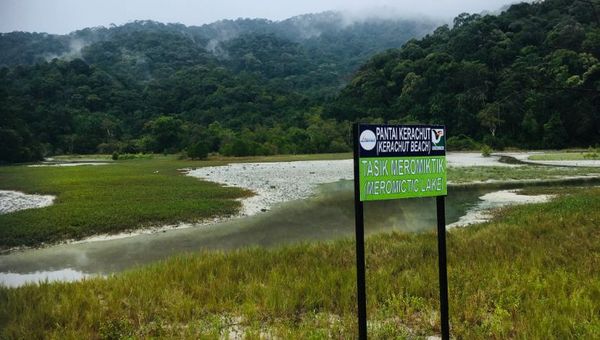 At Keracut resides the meromictic lake, where seasonally a layer of seawater is trapped under clear fresh water on the top.