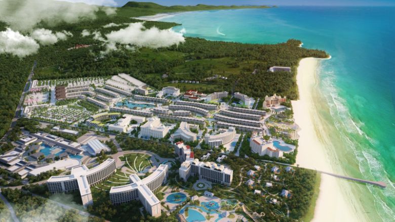 Corporate investors such as local conglomerate Vingroup has stepped up its investment in Phu Quoc. Pictured: Grand World by Phu Quoc