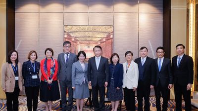 The tourism authorities of Hong Kong and Macao convene a work meeting.