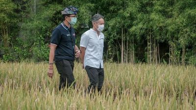 New minister Sandiaga Salahuddin Uno (left) has targeted 244 villages across the archipelago to be developed into “certified sustainable tourism villages” by 2024.