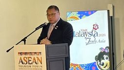 Datuk Seri Tiong King Sing emphasised simplifying policies to boost tourism while maintaining security and urged ASEAN countries to address the ongoing issue of tourist scams.