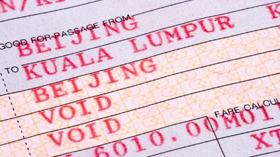Malaysia should encourage more tourists from China with visa free travel, says travel agent association.