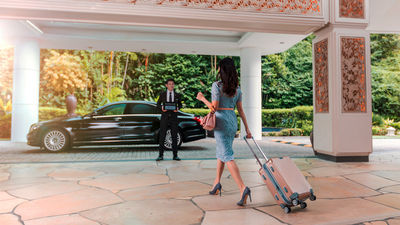 Shangri-La’s Golden Circle members can now earn points with every booking of Blacklane’s premium chauffeured ride service.