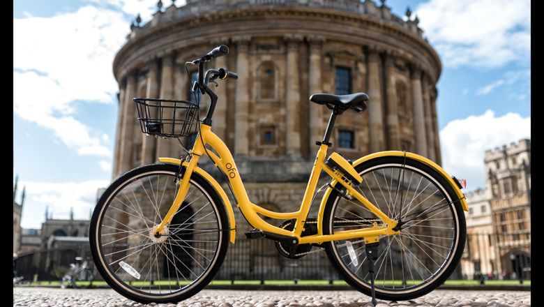 Chinese bike-sharing startup Ofo has been forced to suspend operations in Singapore and remove all its 25,000 yellow bicycles in the island.