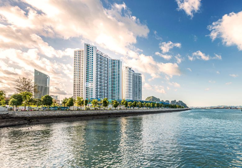 The waterfront Best Western Premier Sapphire Ha Long overlooks the iconic Halong Bay.