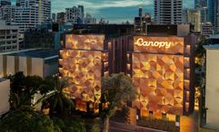 The hotel is less than a 10-minute walk from the Asoke BTS Skytrain and Sukhumvit MRT stations
