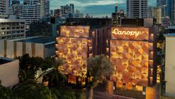 The hotel is less than a 10-minute walk from the Asoke BTS Skytrain and Sukhumvit MRT stations