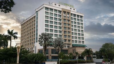 Dusit Princess Ipoh has views over Perak Turf Club, a long-established centre for thoroughbred racing.