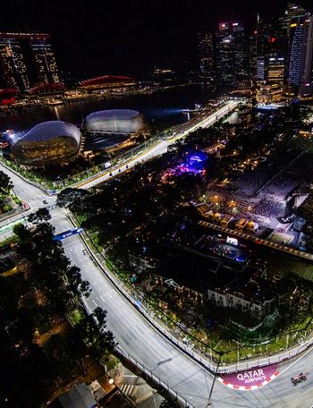Hotels around Marina Bay are commanding steep premiums as Formula One fans and business-event delegates converge on Singapore.