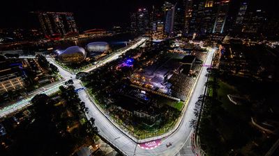Hotels around Marina Bay are commanding steep premiums as Formula One fans and business-event delegates converge on Singapore.
