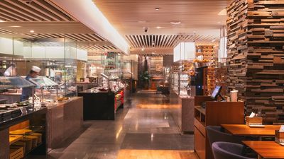 StraitsKitchen: A halal-certified “hawker-style” restaurant celebrating Singapore’s multicultural flavours with authentic Peranakan, Malay, Chinese and Indian dishes.