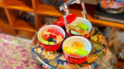 Guests staying at Hotel Indigo Singapore Katong have the opportunity to experience the ‘dapao’ (takeaway) culture by borrowing the hotel's traditional Tiffin carriers.