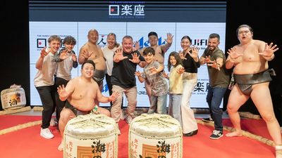 An intimate sumo experience led by former professional wrestlers at Sumo Live Restaurant Hirakuza Ginza Tokyo.
