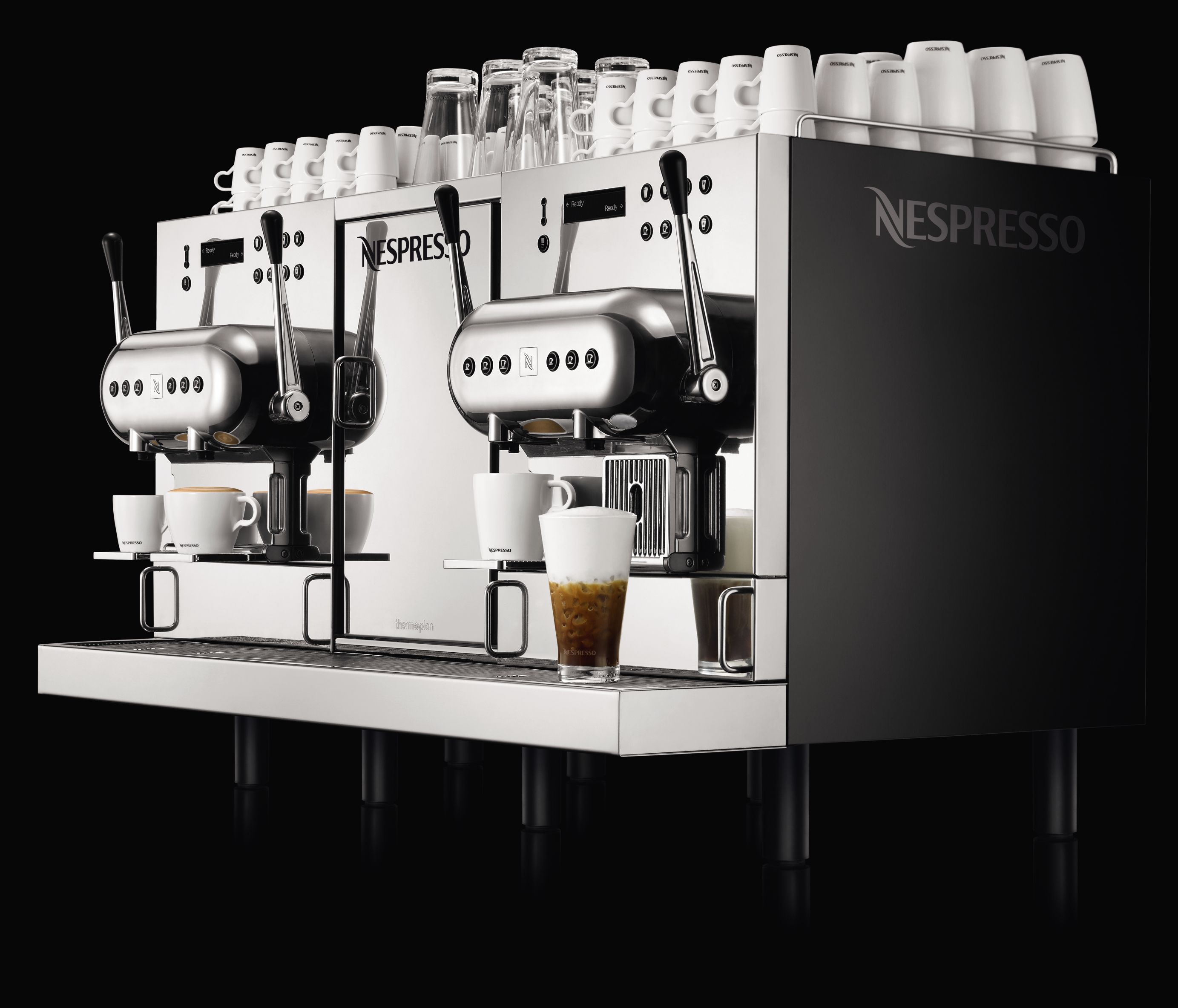 The Aguila machine can serve Cappuccino ideal for a great start to the day, to the Iced Macchiato for a refreshing break.