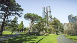 A rendering of Melbourne’s twin towers, one of which was to be operated by Shangri-La as a luxury hotel.