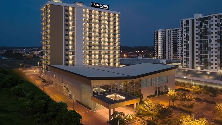 Four Points by Sheraton Desaru is situated near the Senai International Airport and various tourist attractions.