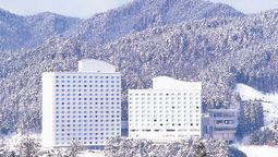 Hilton Takayama Resort will feature 283 rooms, new suite categories, an executive lounge, and fitness centre, blending nature-inspired design with modern amenities.