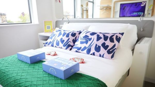 Yotel guests can opt for a special ‘Do It On The Daily’ Urban Jungle bundle that comes inclusive of hair and bodycare products. Yotel guests can opt for a special ‘Do It On The Daily’ Urban Jungle bundle that comes inclusive of hair and bodycare products.