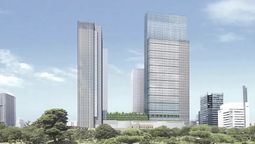 The hotel's Hamamatsucho location provides easy access to major business hubs, the Shinkansen bullet train, and airports.