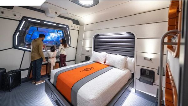 Each Standard Cabin can sleep up to five guests with a queen bed, two bunk beds, and a wall pull-down bed. Each Standard Cabin can sleep up to five guests with a queen bed, two bunk beds, and a wall pull-down bed.