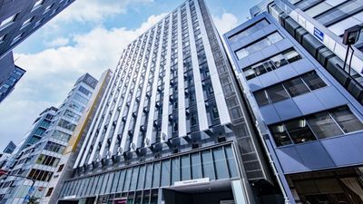 The two budget-friendly hotels in prime locations will open in 4Q 2021.