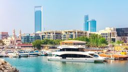 The catch is that the Golden Visa specifically targets private luxury yacht owners with vessels measuring 40 meters or more.