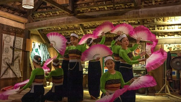 Local dancers performing at the Avana Retreat’s Stilt Museum.