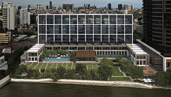 Villas at Capella Bangkok are located by the river’s edge. Villas at Capella Bangkok are located by the river’s edge.