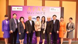 All smiles: TCEB and airlines mark the MaxiMICE promotion.