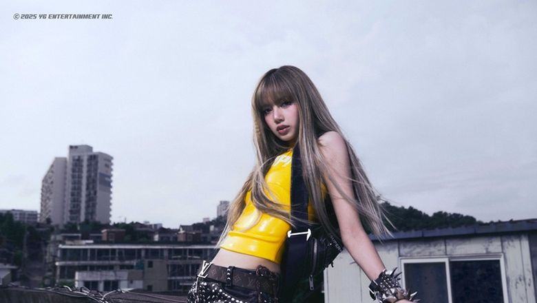 Lisa of South Korean girl group, Blackpink.