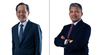 Captain Izham Ismail (left) and Captain Nasaruddin A. Bakar.