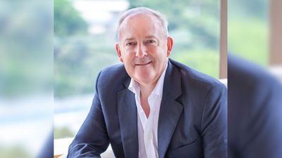Guy Bradley is currently chairman of John Swire & Sons (H.K.) Limited, Swire Pacific Limited and Swire Properties Limited.