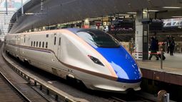 Nearly a quarter of a million passengers ride the Tokaido Shinkansen line every day.