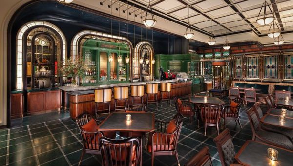Characters from the famous Alice in Wonderland fairy tale will regale guests at Churchill’s Table.