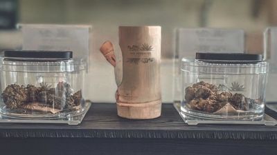 Natural plant-based remedies are delivered by registered practitioners who are specialists in Thai traditional and alternative medicine.