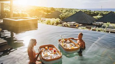 Umana Bali offers a private infinity pool with each villa.