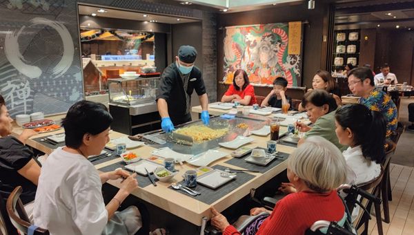 Umi Uma is one of Genting Dream's popular specialty restaurants, offering a variety of Japanese and Korean cuisines. Umi Uma is one of Genting Dream's popular specialty restaurants, offering a variety of Japanese and Korean cuisines.