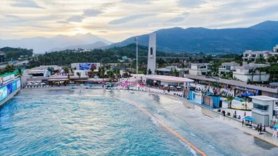 Riyue Bay Surf Resort offers 132 keys while integrating sports, retail and culture.